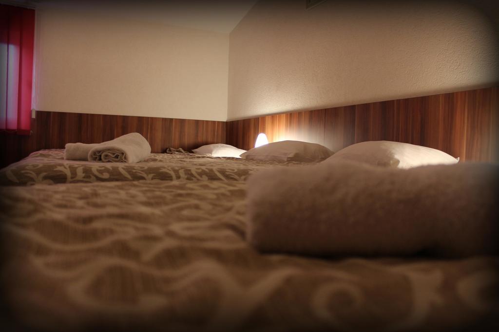 Hotel Piramida Sunca 비소코 외부 사진