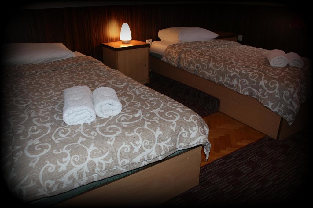 Hotel Piramida Sunca 비소코 외부 사진
