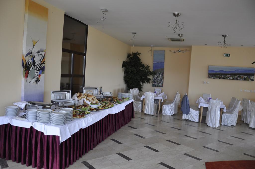 Hotel Piramida Sunca 비소코 외부 사진
