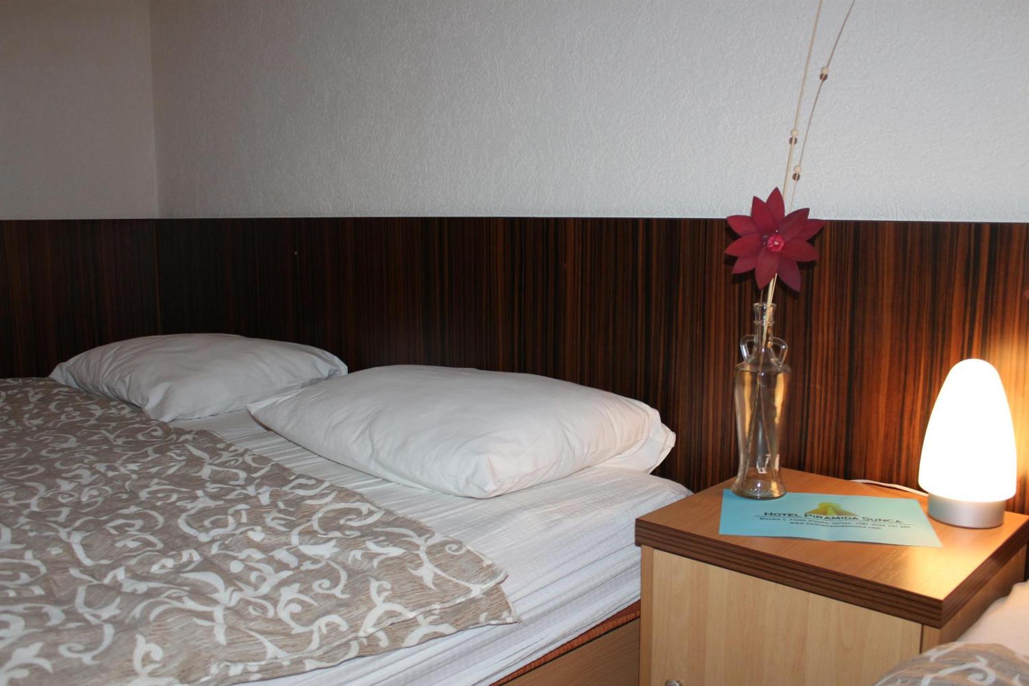 Hotel Piramida Sunca 비소코 외부 사진