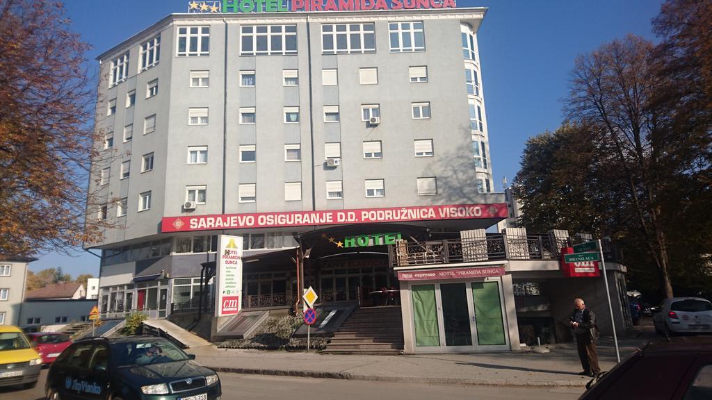 Hotel Piramida Sunca 비소코 외부 사진
